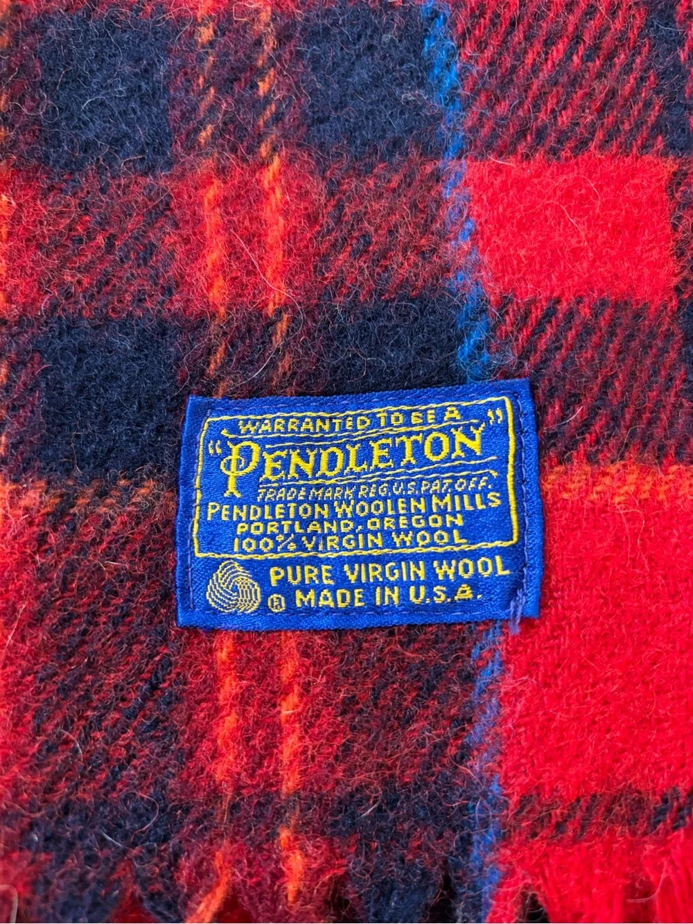 Pendleton Woolen Mills, Red Plaid Fringe Throw Blanket - Cozy Tartan Design